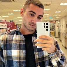 Фотография мужчины Grisha, 20 лет из г. Сторожинец