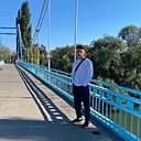 Толя, 23 года