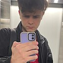 Максим, 23 года