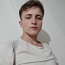 Эрен, 22 года