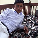 Рустам, 33 года