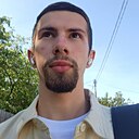 Артём, 23 года