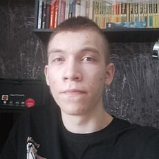 Фотография мужчины Лев, 19 лет из г. Челябинск