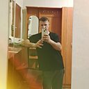 Акбар, 45 лет