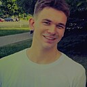 Виктор, 24 года