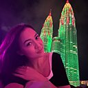 Алсу, 32 года