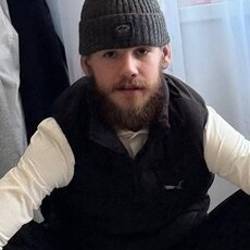 Фотография мужчины Сеня, 21 год из г. Санкт-Петербург