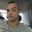 Михаил, 18 лет