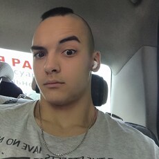 Фотография мужчины Михаил, 18 лет из г. Ессентуки