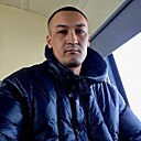 Манас, 35 лет