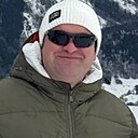 Nikas Nikas, 41 год