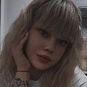 Полина, 23 года