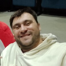 Фотография мужчины Артём, 41 год из г. Губкинский