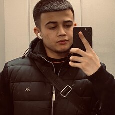 Фотография мужчины Амир, 21 год из г. Санкт-Петербург