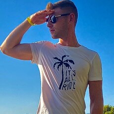 Фотография мужчины Алексей, 26 лет из г. Вологда