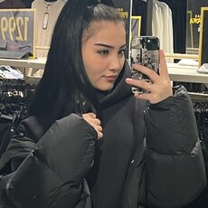 Бону, 18 из г. Москва.