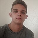 Денис, 20 лет