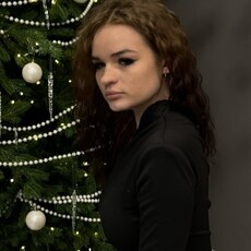 Фотография девушки Полина, 18 лет из г. Караганда