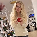 Ласточка, 44 года