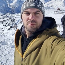 Фотография мужчины Алексей, 30 лет из г. Тырныауз