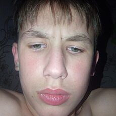 Фотография мужчины Кирилл, 18 лет из г. Омск