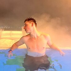 Фотография мужчины Валерий, 18 лет из г. Челябинск