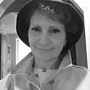 Гульфия, 53 года