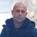 Макс, 44 года