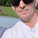 Саша, 44 года