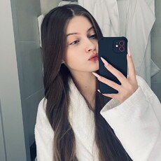Фотография девушки Алина, 18 лет из г. Санкт-Петербург