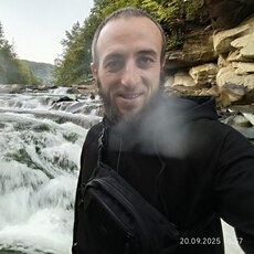 Фотография мужчины Yaroslav, 29 лет из г. Гусятин