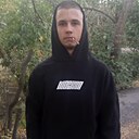 Максим, 18 лет