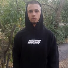 Фотография мужчины Максим, 18 лет из г. Луганск