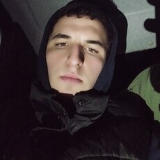 Фотография мужчины Динис, 19 лет из г. Хасавюрт