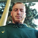 Виктор, 23 года