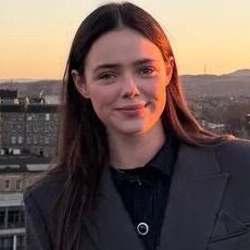 Милана, 25 из г. Москва.