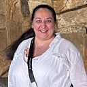 Лейлос, 42 года