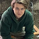 Максим, 22 года