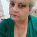 Вышла, 57 лет