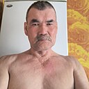 Виктор, 61 год