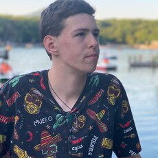 Фотография мужчины Антон, 19 лет из г. Кисловодск