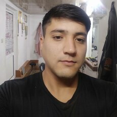 Фотография мужчины Ойбек, 25 лет из г. Санкт-Петербург