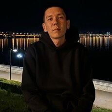 Фотография мужчины Олег, 28 лет из г. Саратов