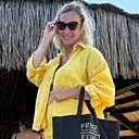 София, 44 года