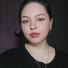 Фотография девушки Лиза, 21 год из г. Санкт-Петербург