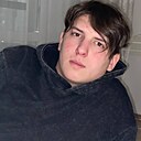 Максим, 18 лет