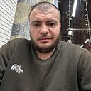 Лев, 33 года