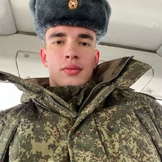 Фотография мужчины Максим, 22 года из г. Воронеж