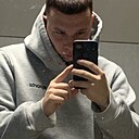 Максим, 21 год