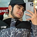 Нурилло, 20 лет